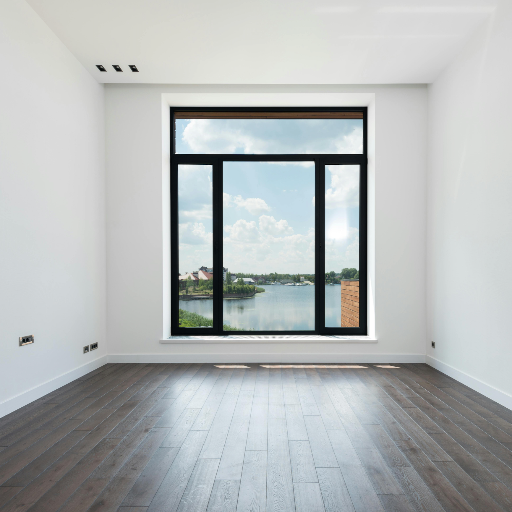 Residential Laminate Flooring Installation